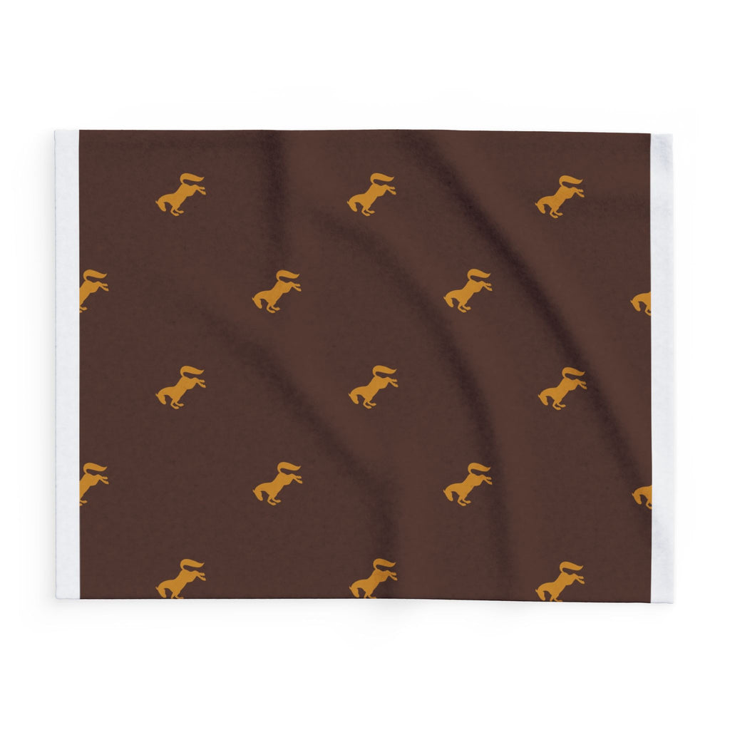 Reindeer Pattern Arctic Fleece Blanket — Cozy Holiday Cabin Throw