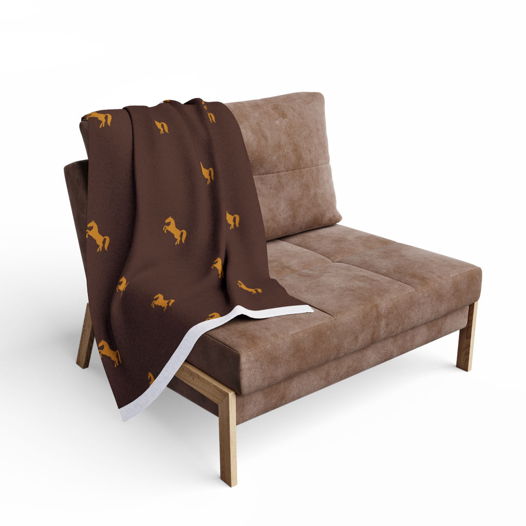 Reindeer Pattern Arctic Fleece Blanket — Cozy Holiday Cabin Throw
